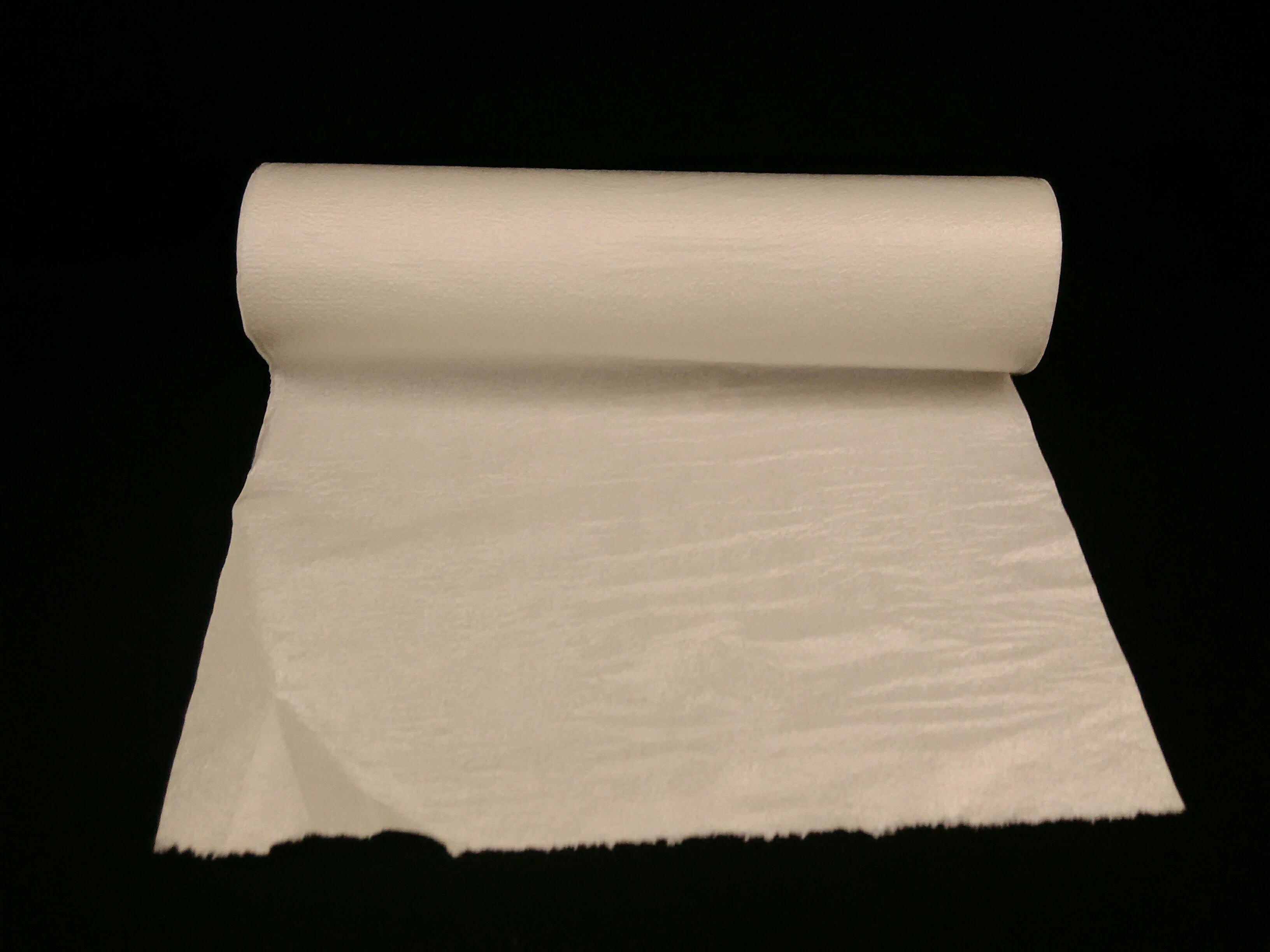 TIDI 980980 Lab/Counter Roll, 20in x 150ft, White, 4 per Case, Nonwoven + Poly, Made in USA, Latex-Free